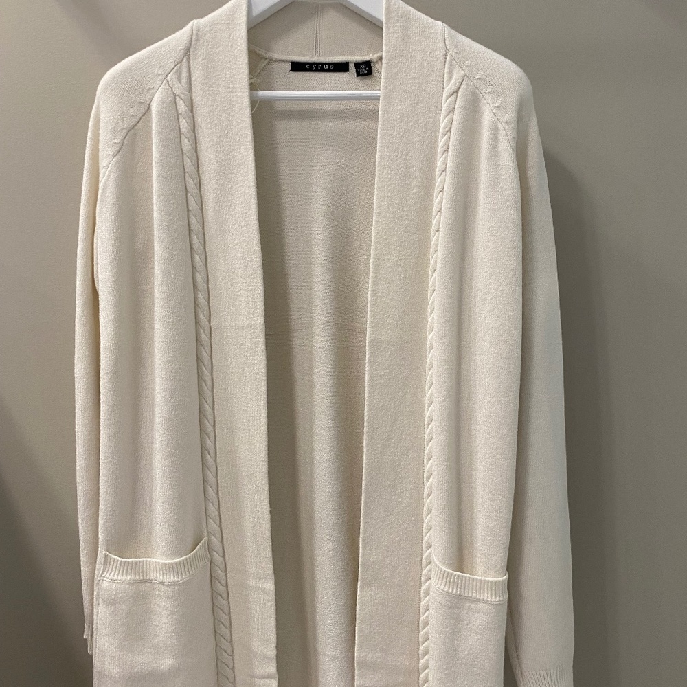 Cyrus Cream detail cardigan